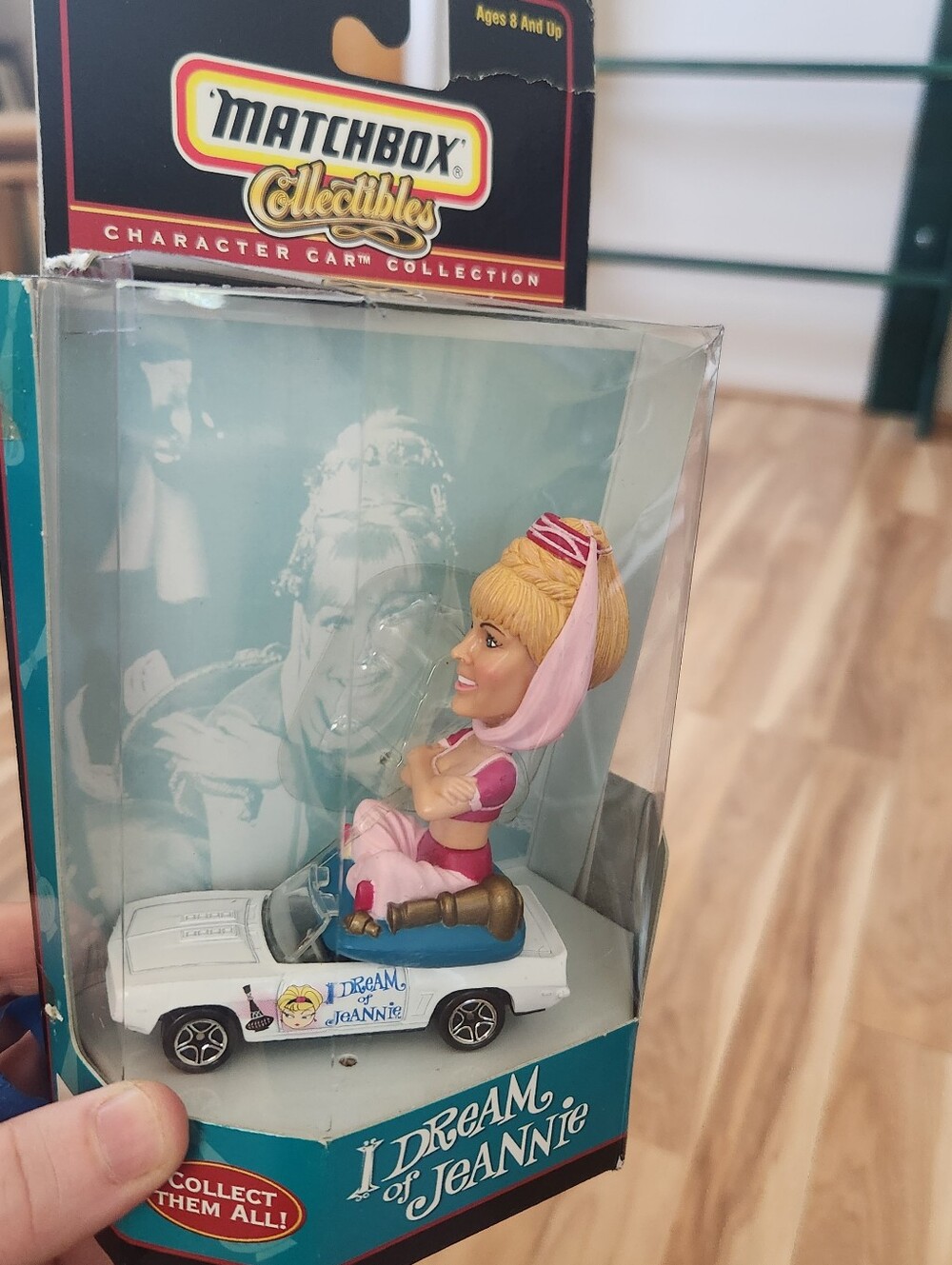 MatchBox Collectibles- I Dream of Jeannie Pink & White Die-Cast Car